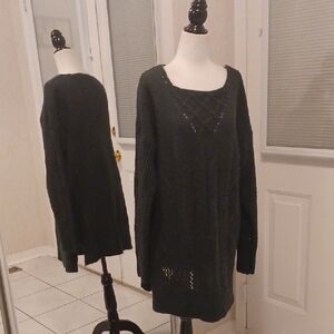 $4 Add-on Long Dark Green Sweater - Size XL